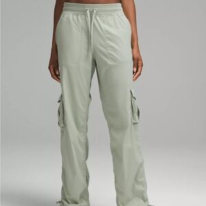 Dance Studio Relaxed-Fit Mid-Rise Cargo Pant Palm Court